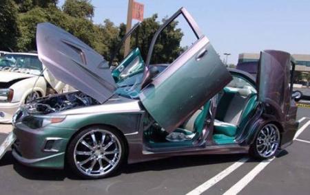 viser moi un pe cette BMW tuné a 100% !!